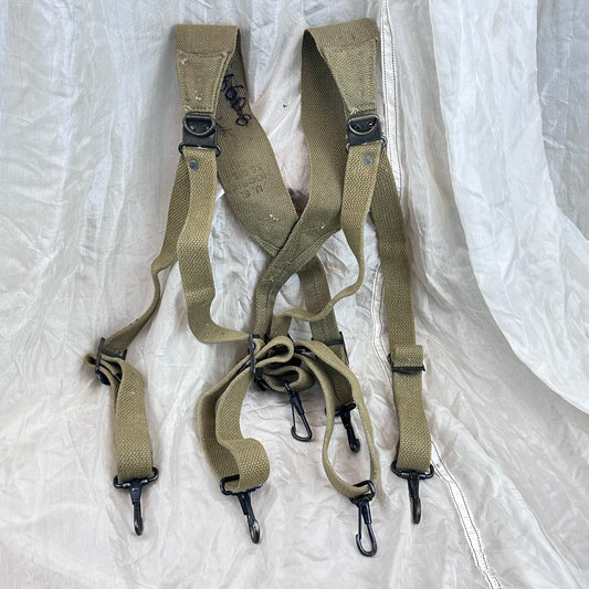 US Army equipment suspenders